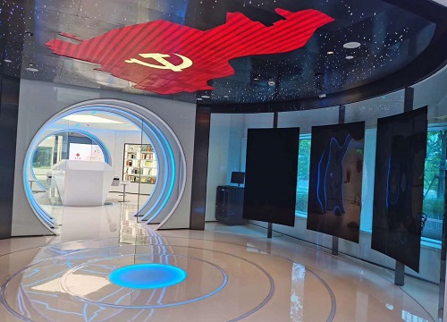 OLED柔性拼接显示屏幕特点介绍